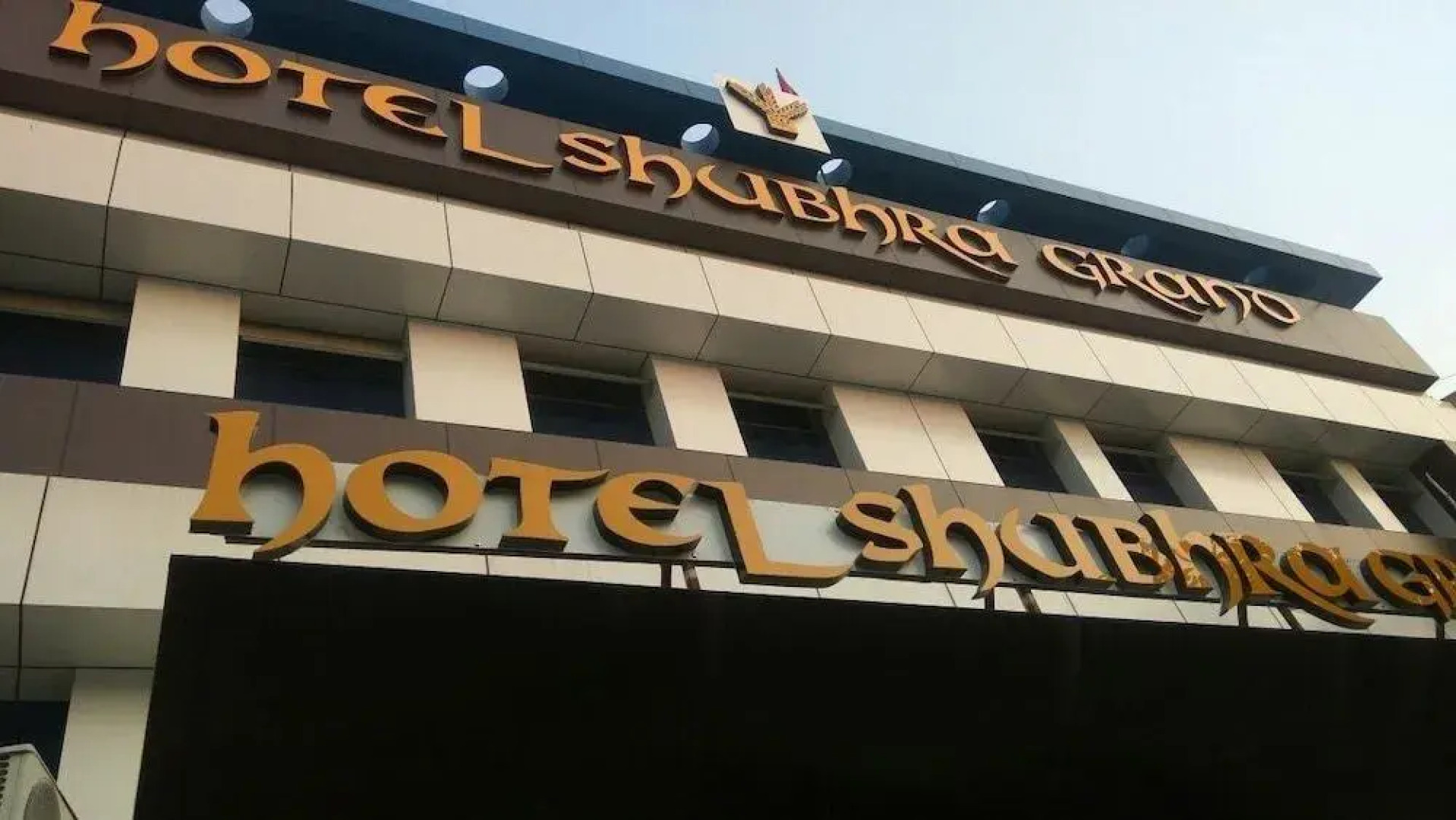 Hotel Shubhra Grand