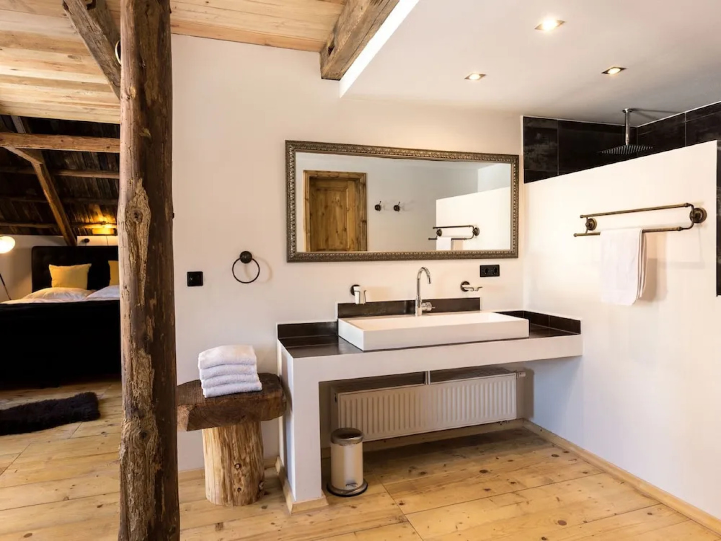 Unique House in the Vogtland Region With Open Architecture and Special Atmosphere