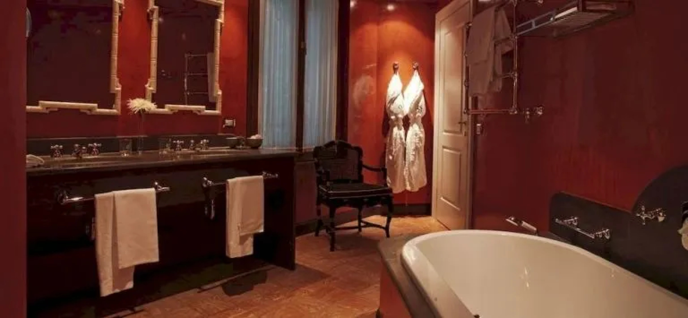 CastaDiva Residences