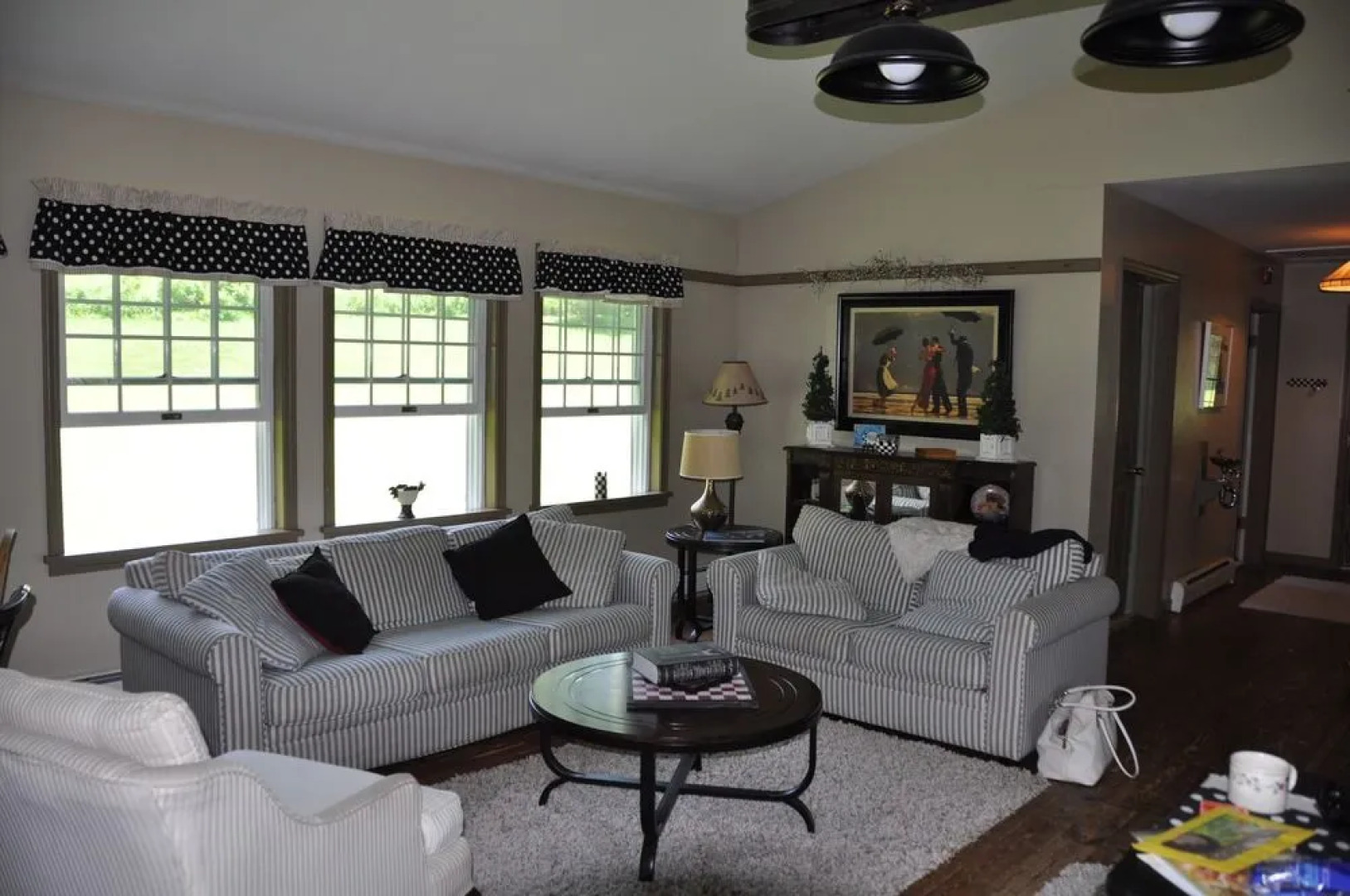 The Checkered Moose Inn