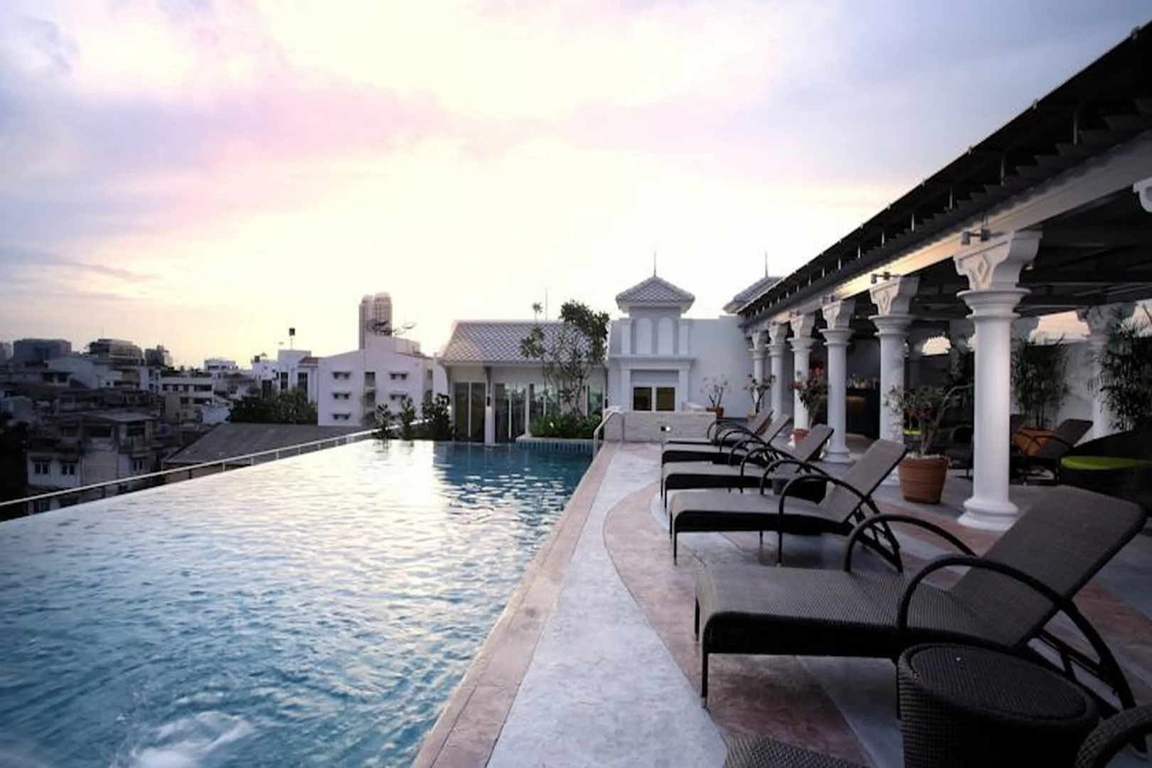 Chillax Resort