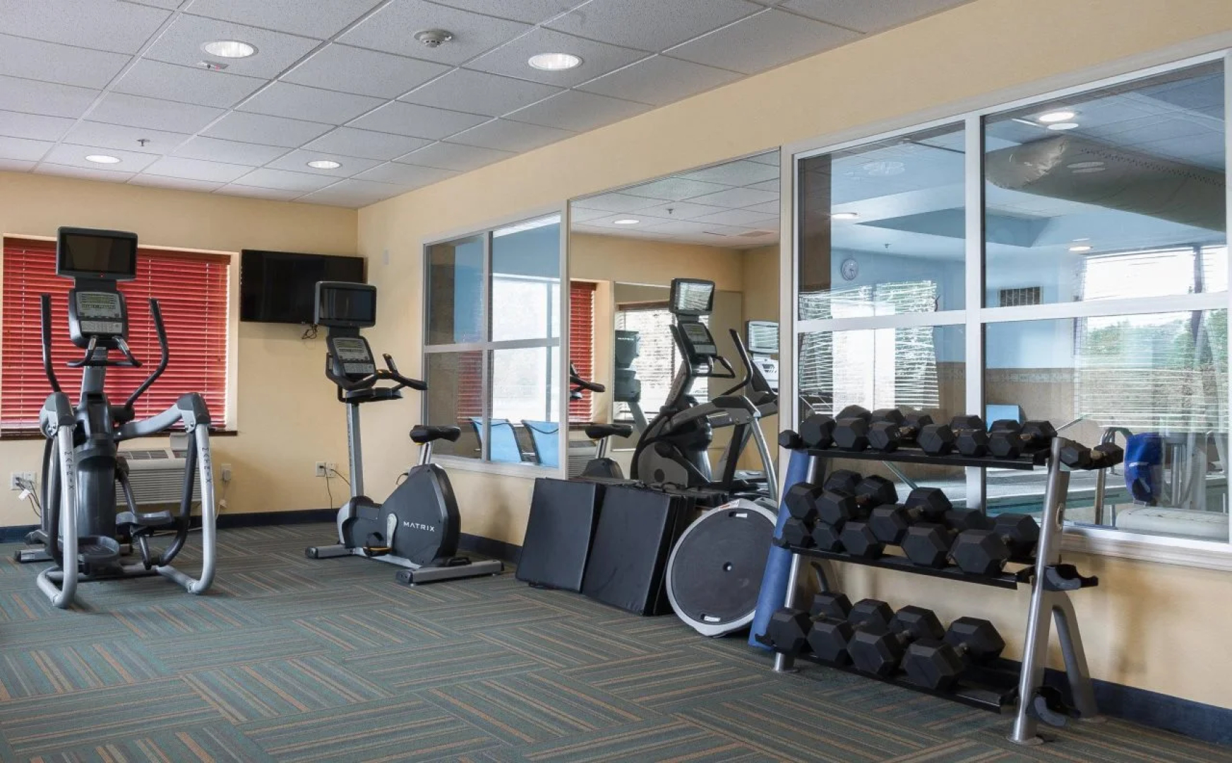 Holiday Inn Express & Suites Seattle North - Lynnwood by IHG