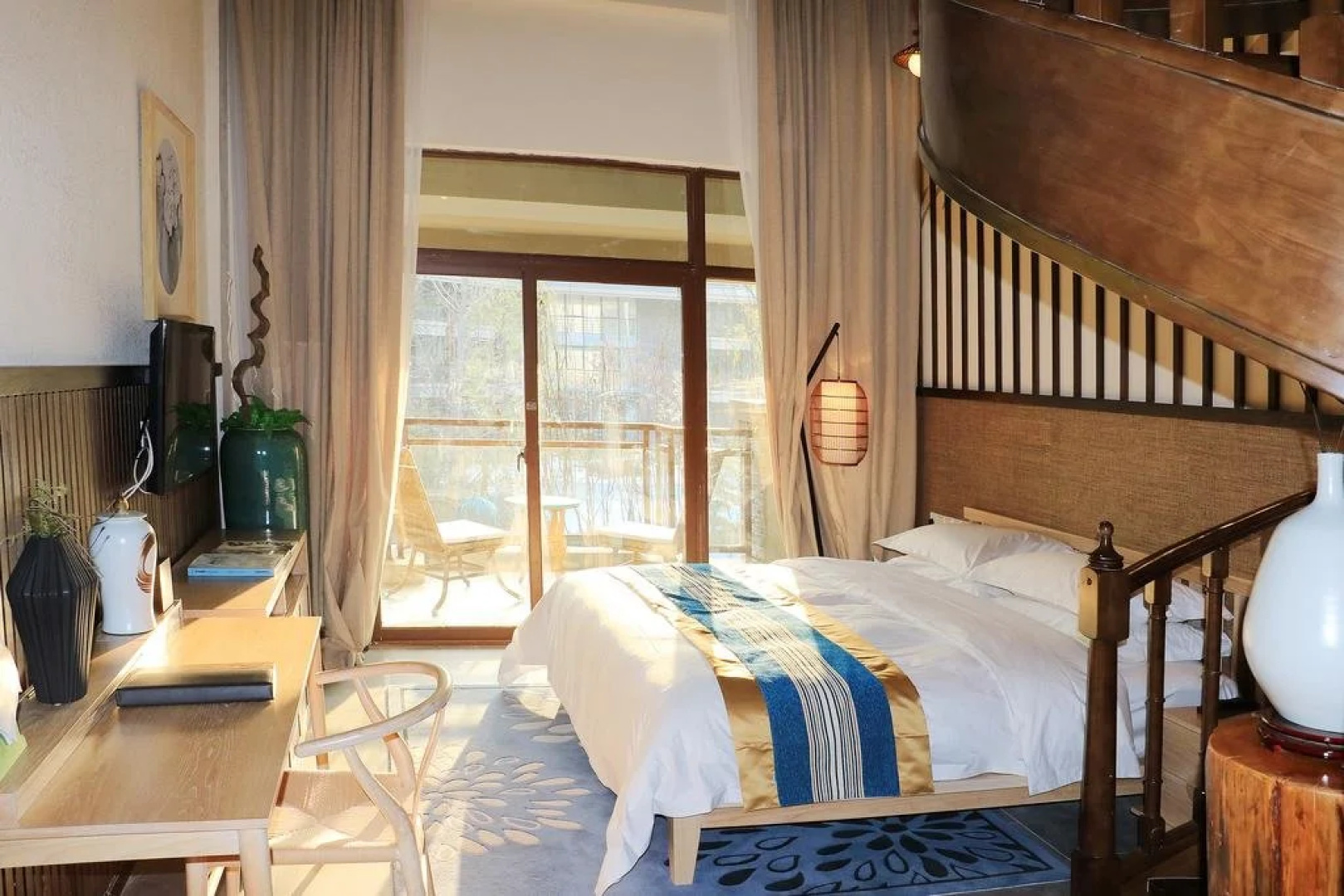 Arcadia International Resort Hotel