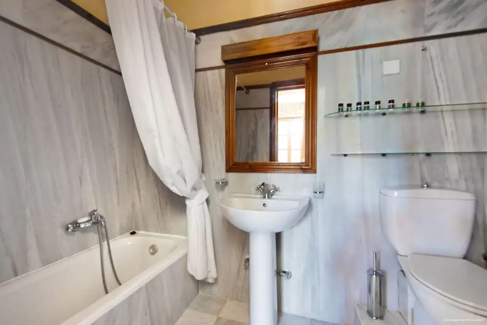 The Chatzigaki Manor