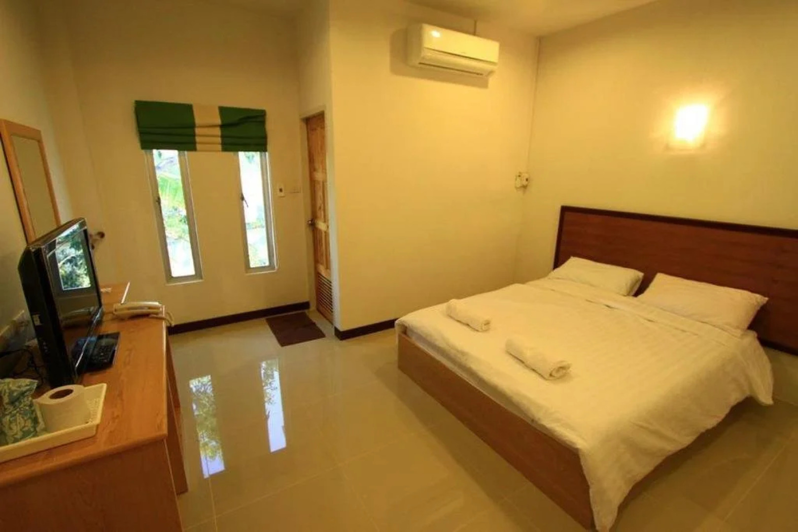 Baanpooya Hotel and Resort