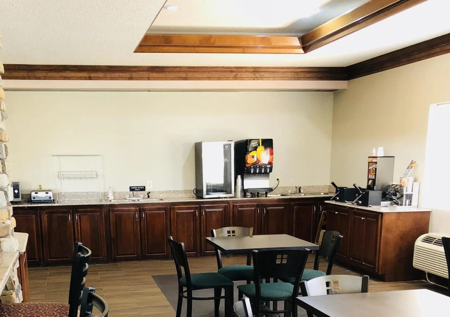 Best Western Inn & Suites