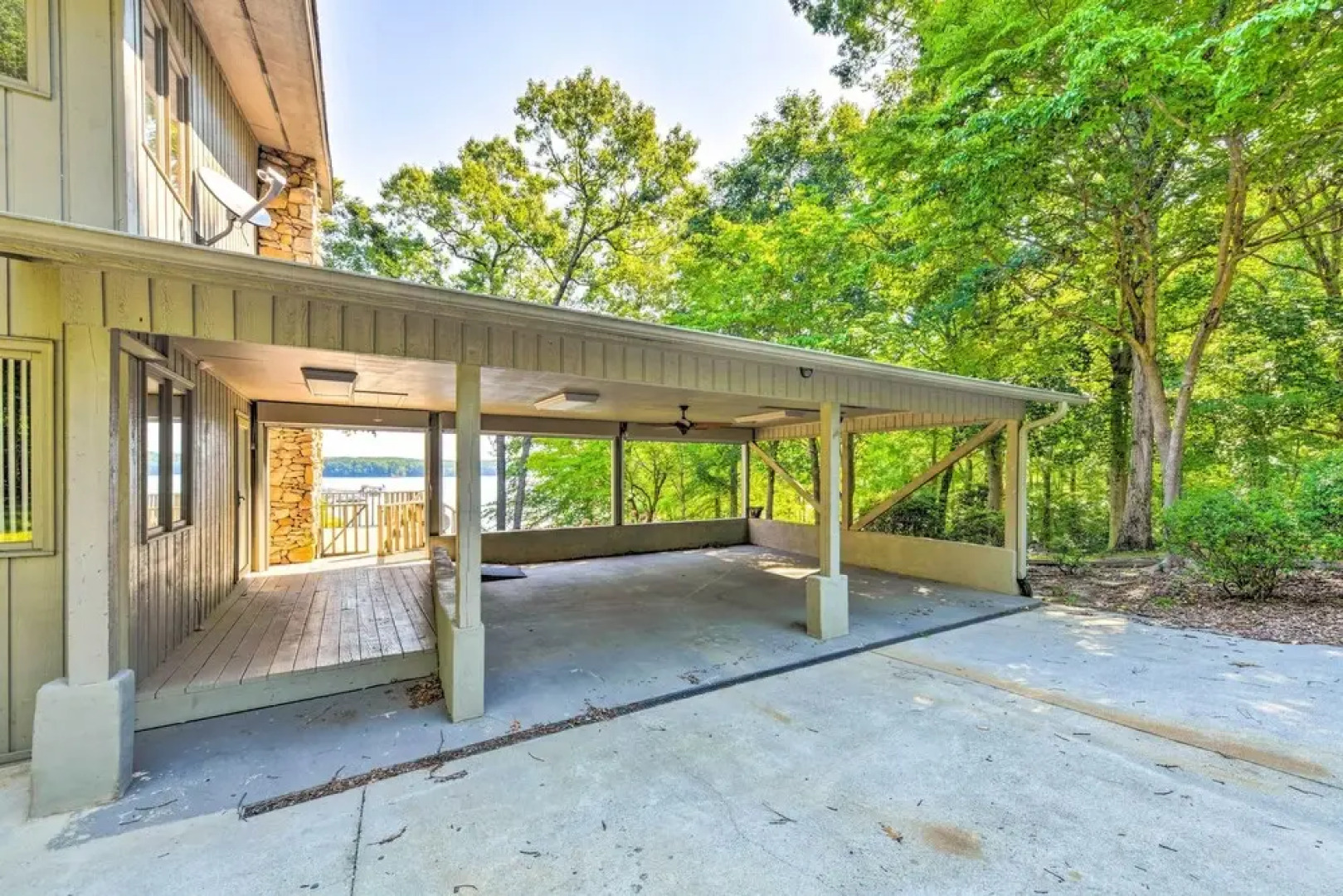 Quaint Lake Norman Home w/ Boat Dock + Grill!