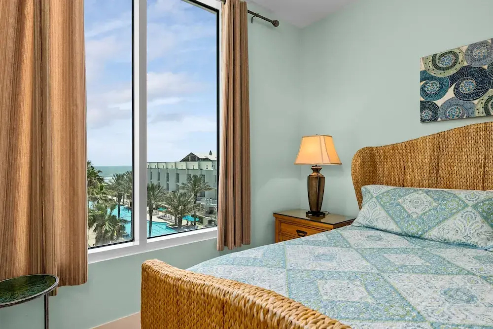 Sapphire Condo & Spa Unit # 406 3 Bedroom Condo