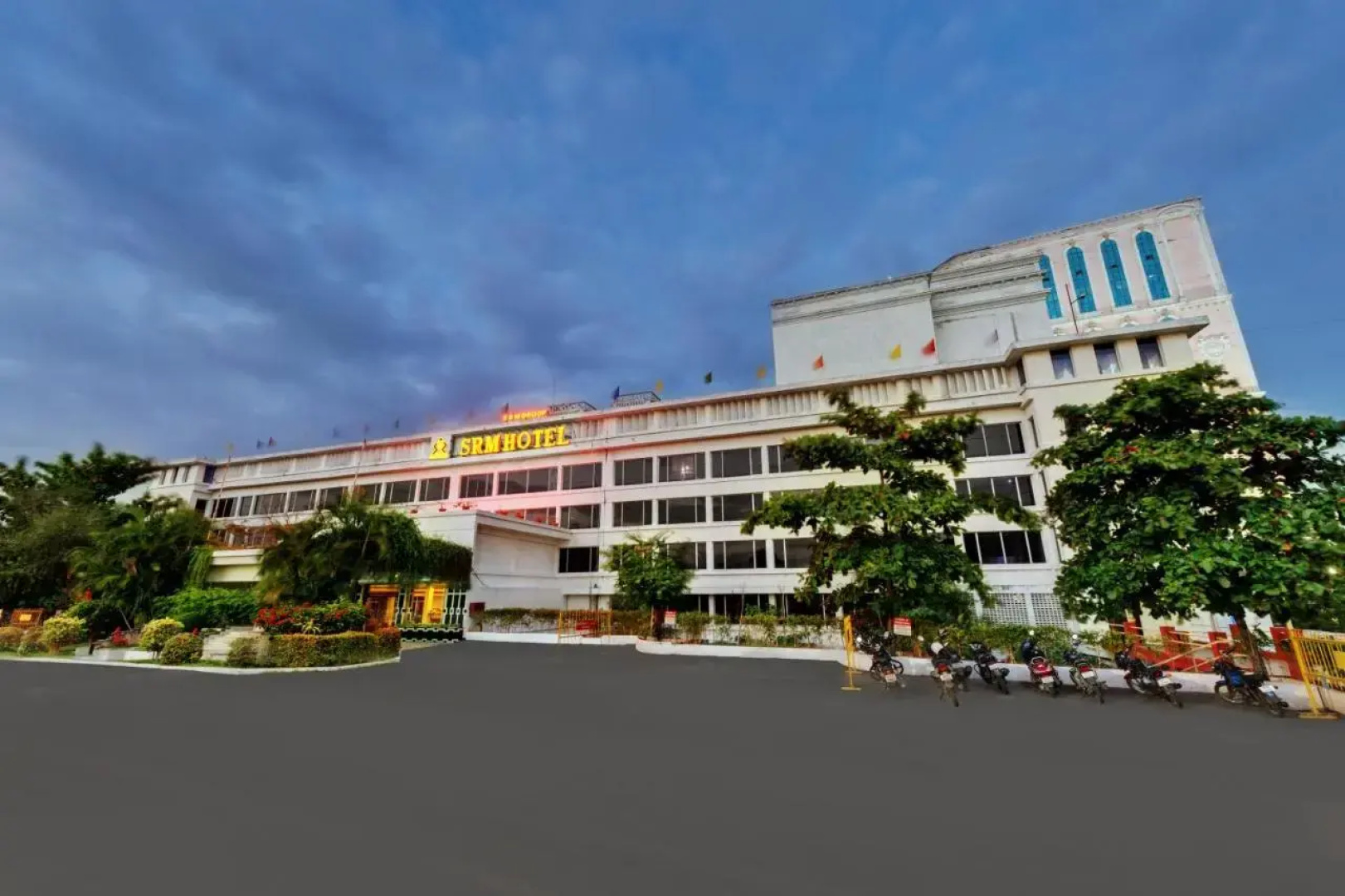 SRM Hotel Maraimalai Nagar