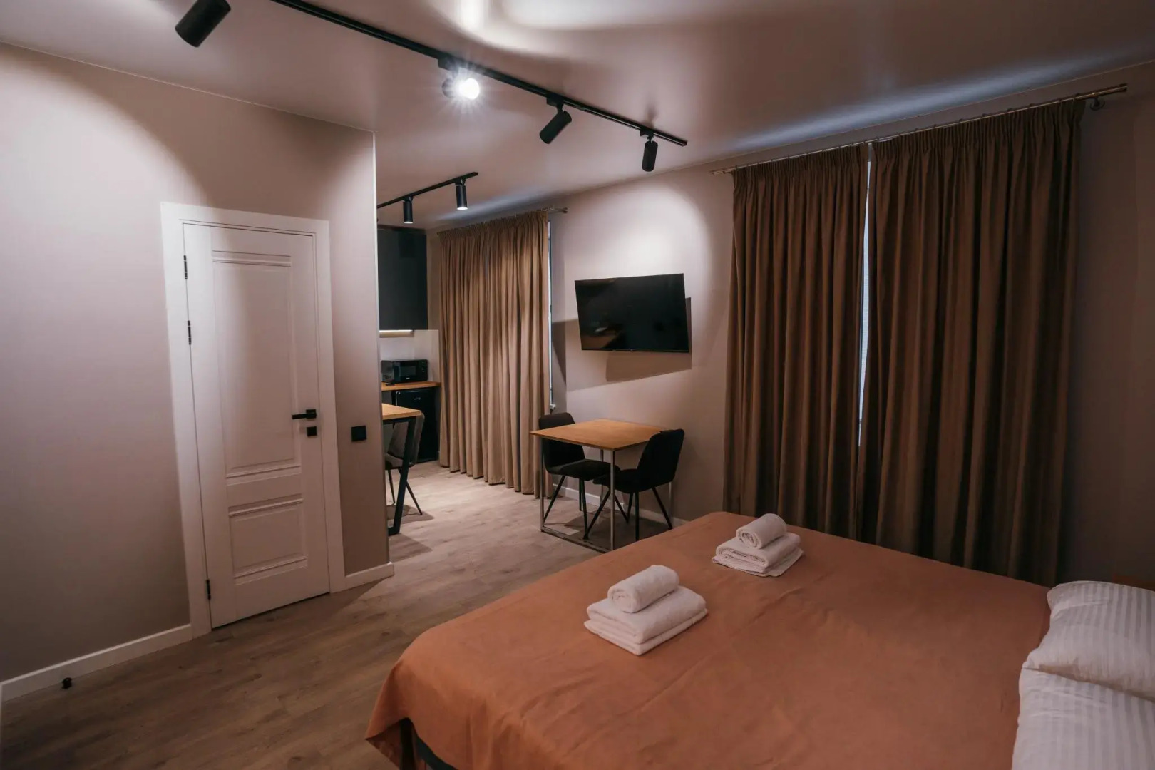 Апартаменты на проспекте Ленина 7