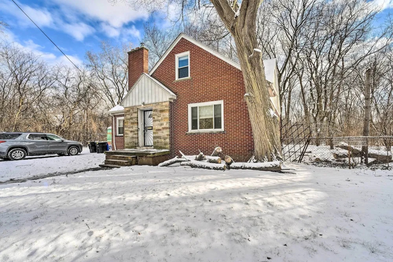 Charming Detroit Escape - 14 Mi to Downtown!