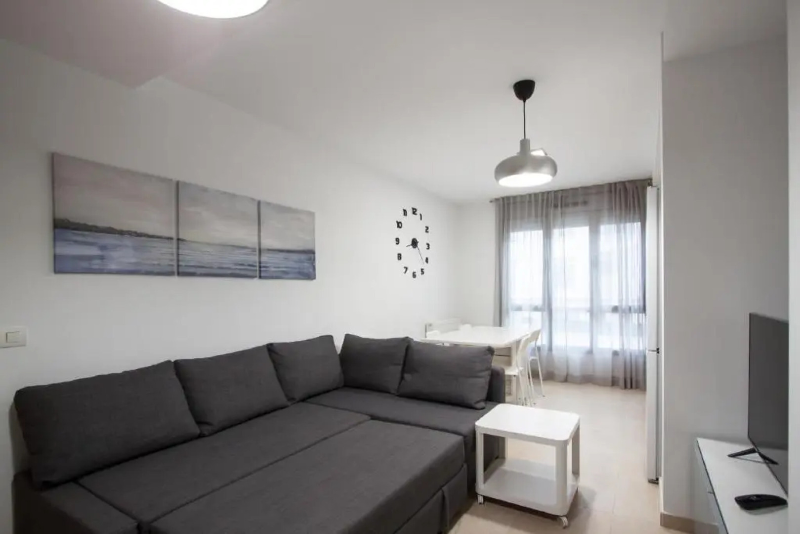 Esguil, apartamento con piscina, a 3 km de la playa