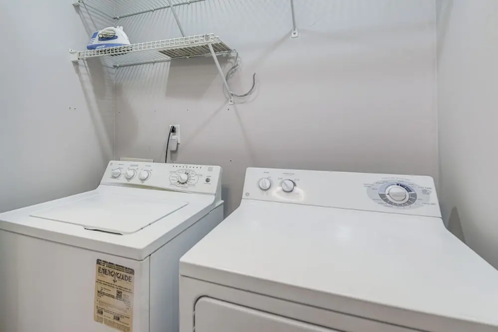 New Bern Home w/ Water View ~ 6 Mi to Downtown!