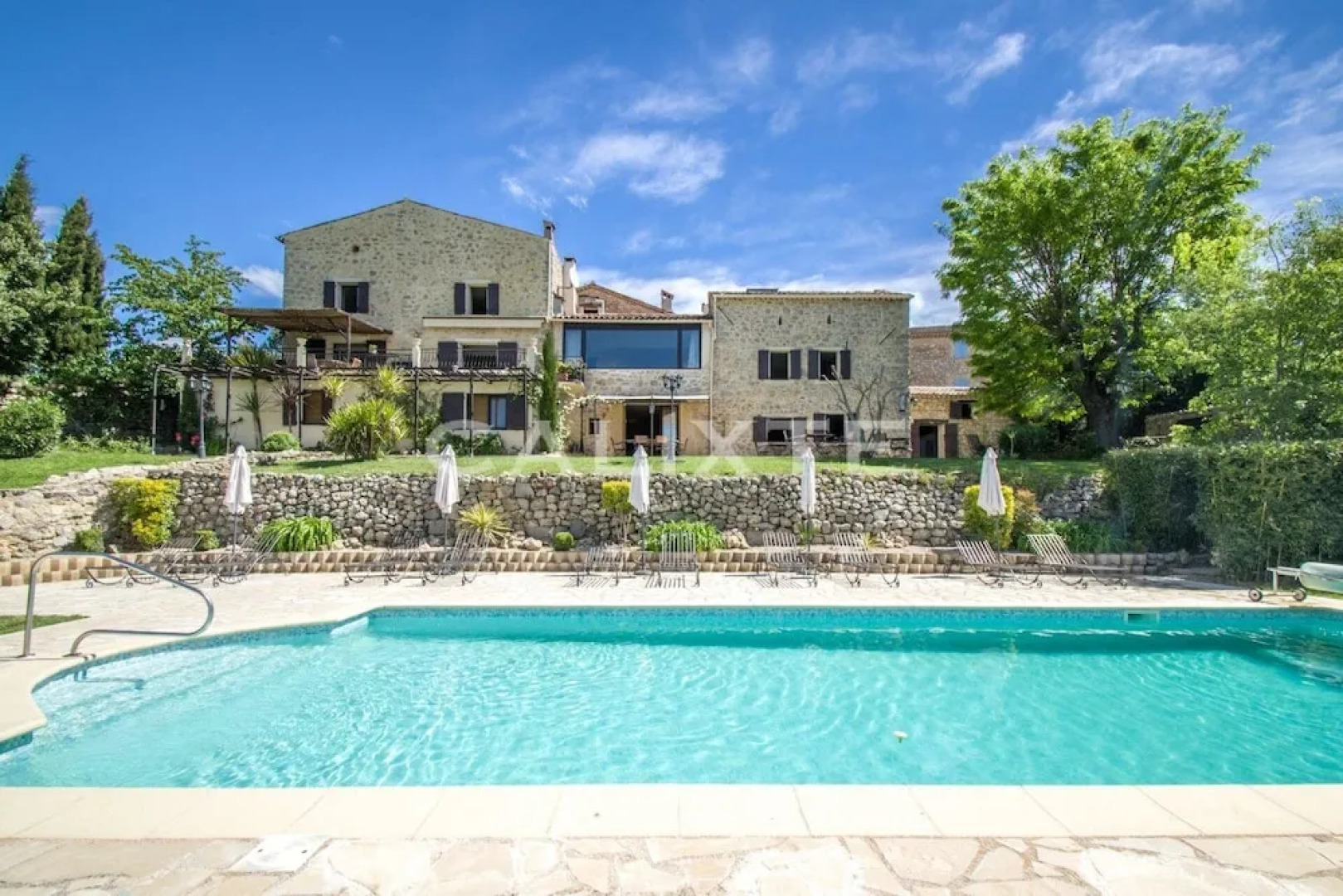 Fleur de Lys Fayence