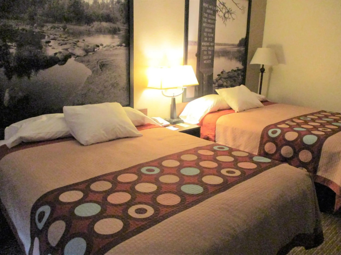 Motel 6 Russellville, AR