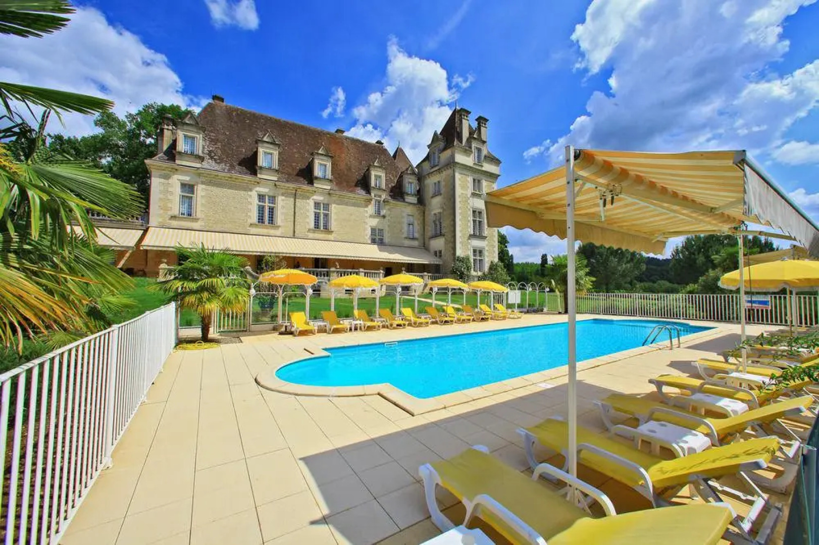 Hôtel les Dépendances de Monrecour