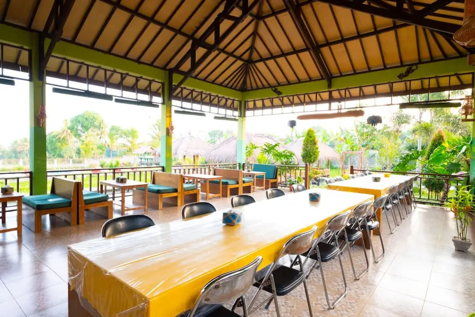 OYO 1320 Green Orry Inn