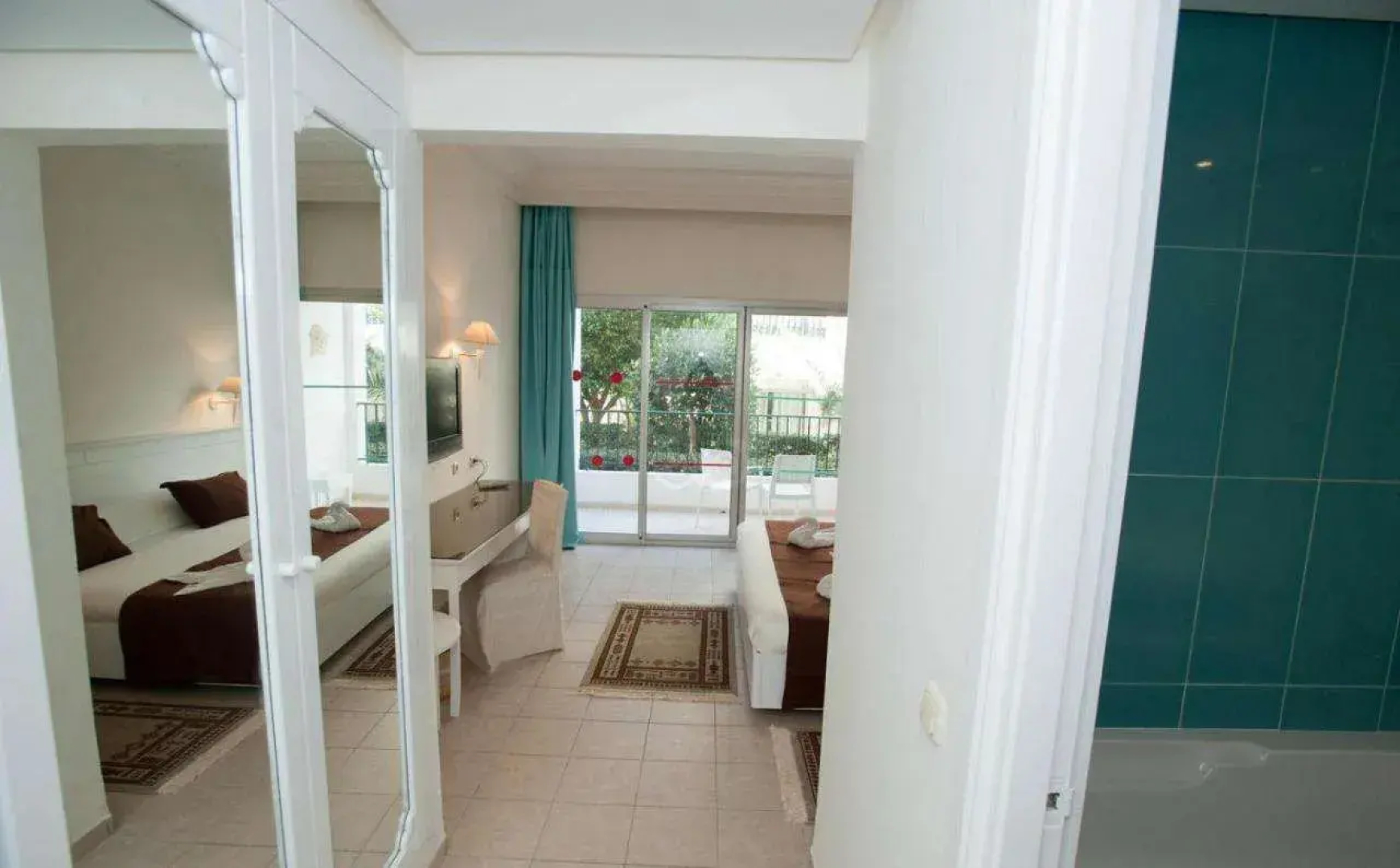 Soviva Resort - Families Only
