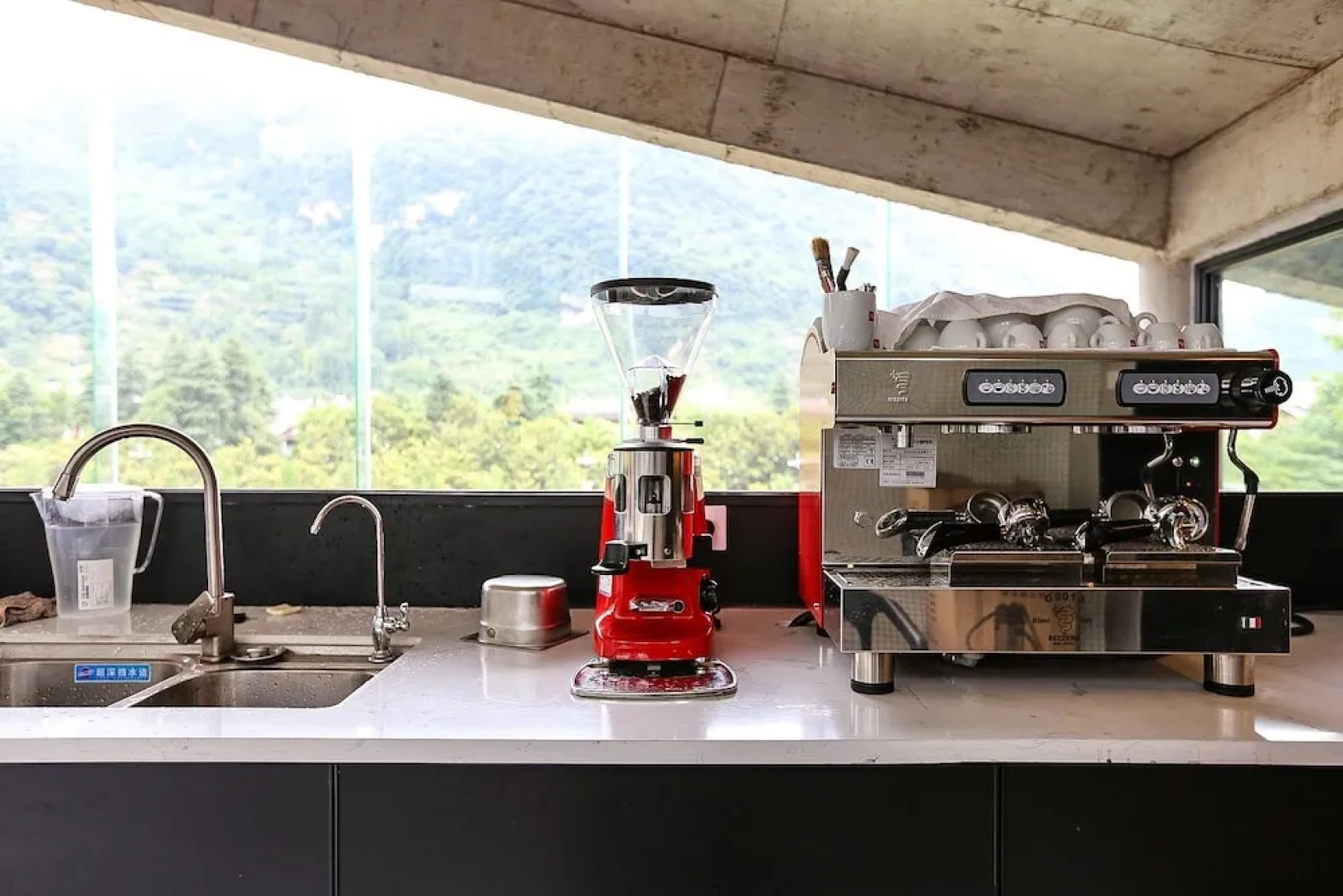 Zhangjiajie SIXX Hotel