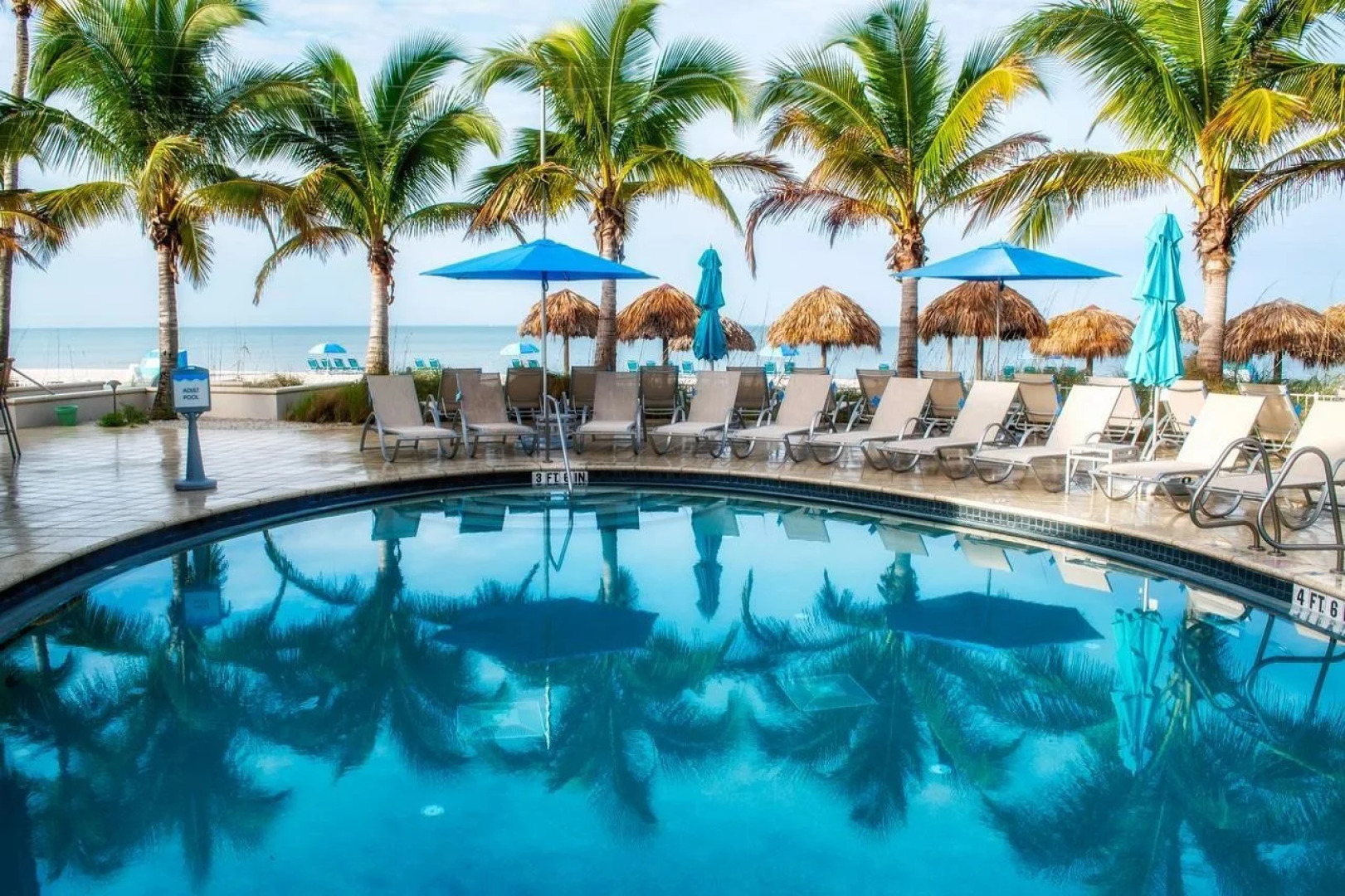 Naples Beach Club, A Four Seasons Resort
