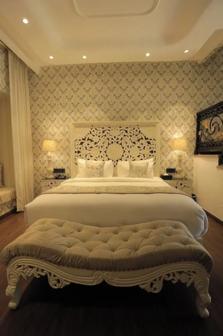 The Royal Venetian