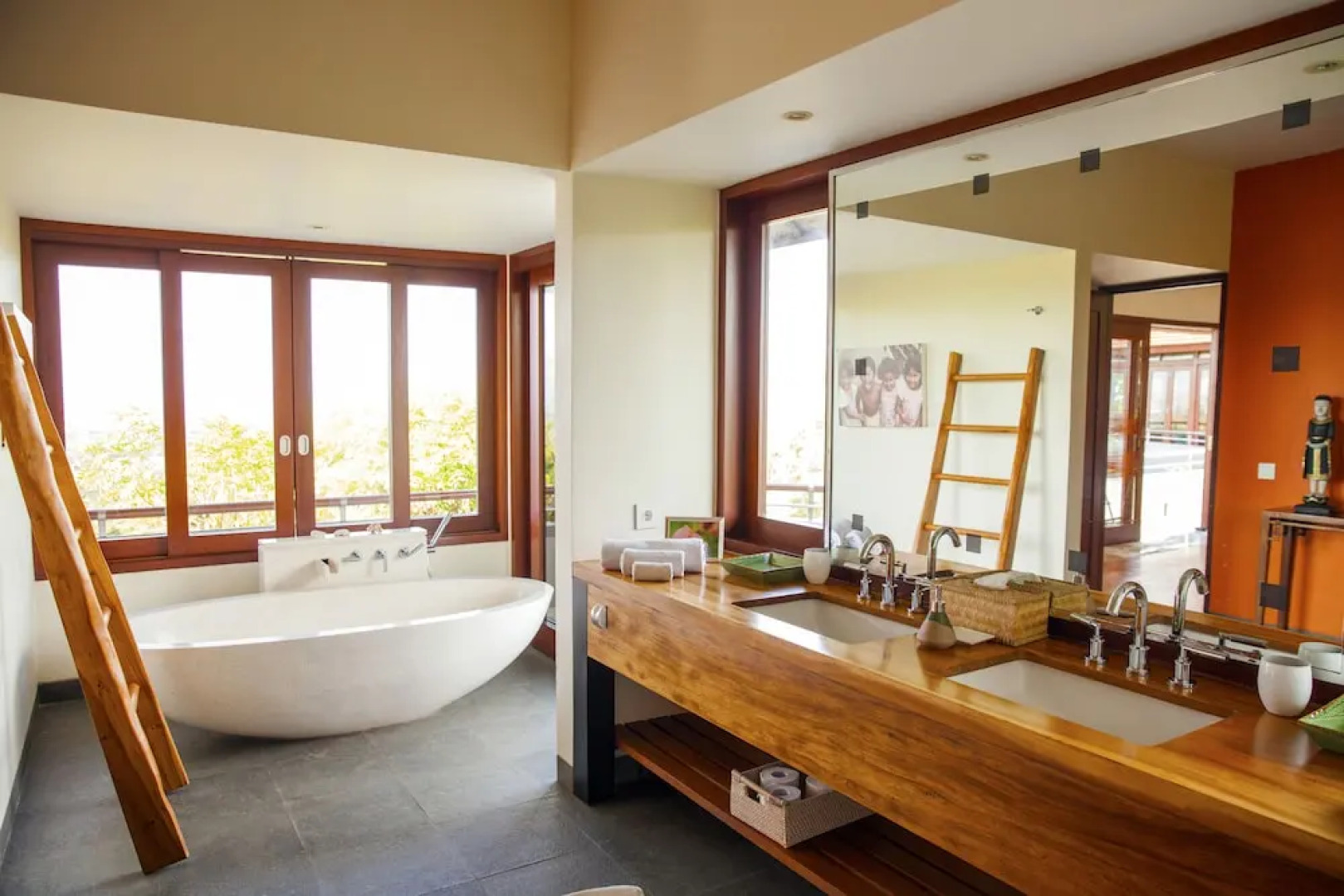 The Colonnade by Exotiq Villa Holidays