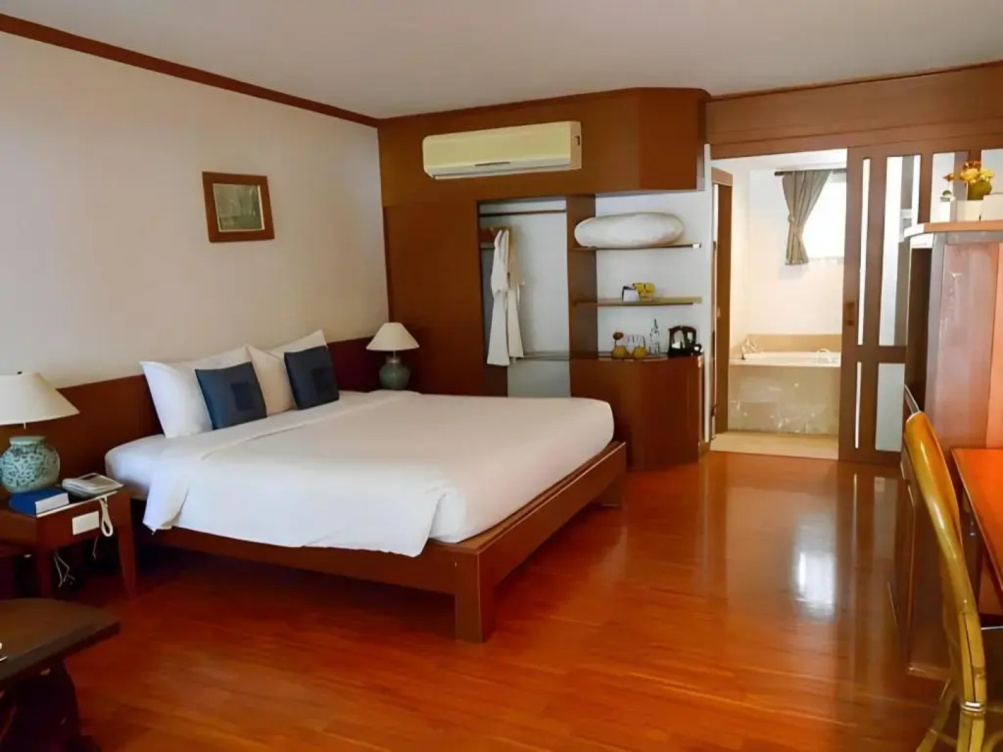 Rachawadee Resort & Hotel