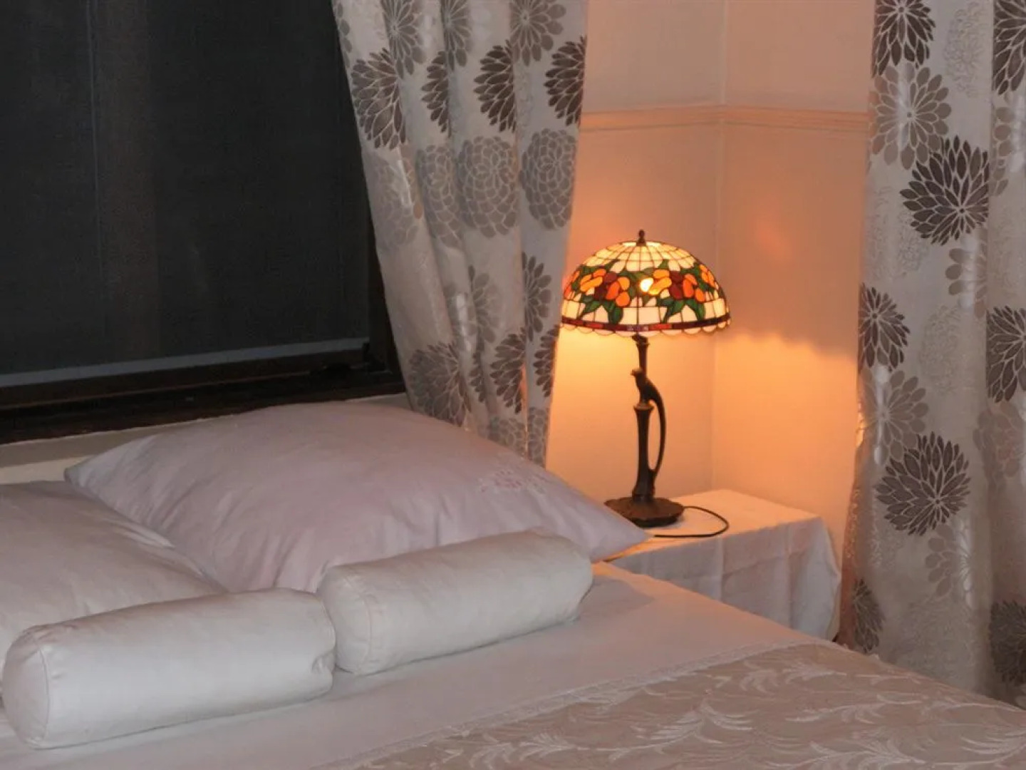 Villa Jasminum Bed & Breakfast