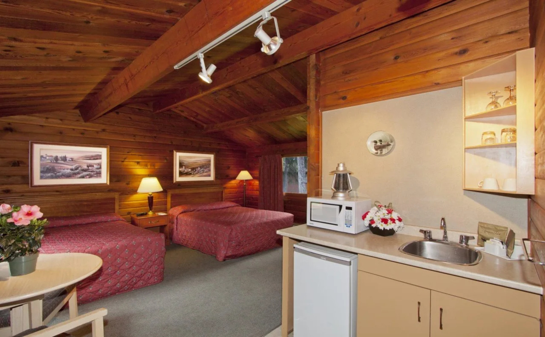 Miette Mountain Cabins