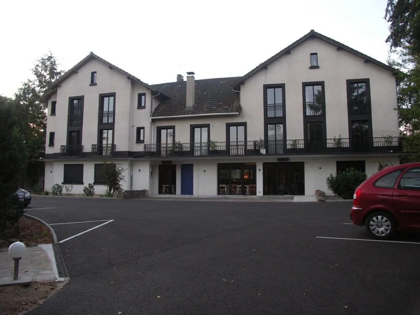 Logis Hôtel Restaurant La Mire