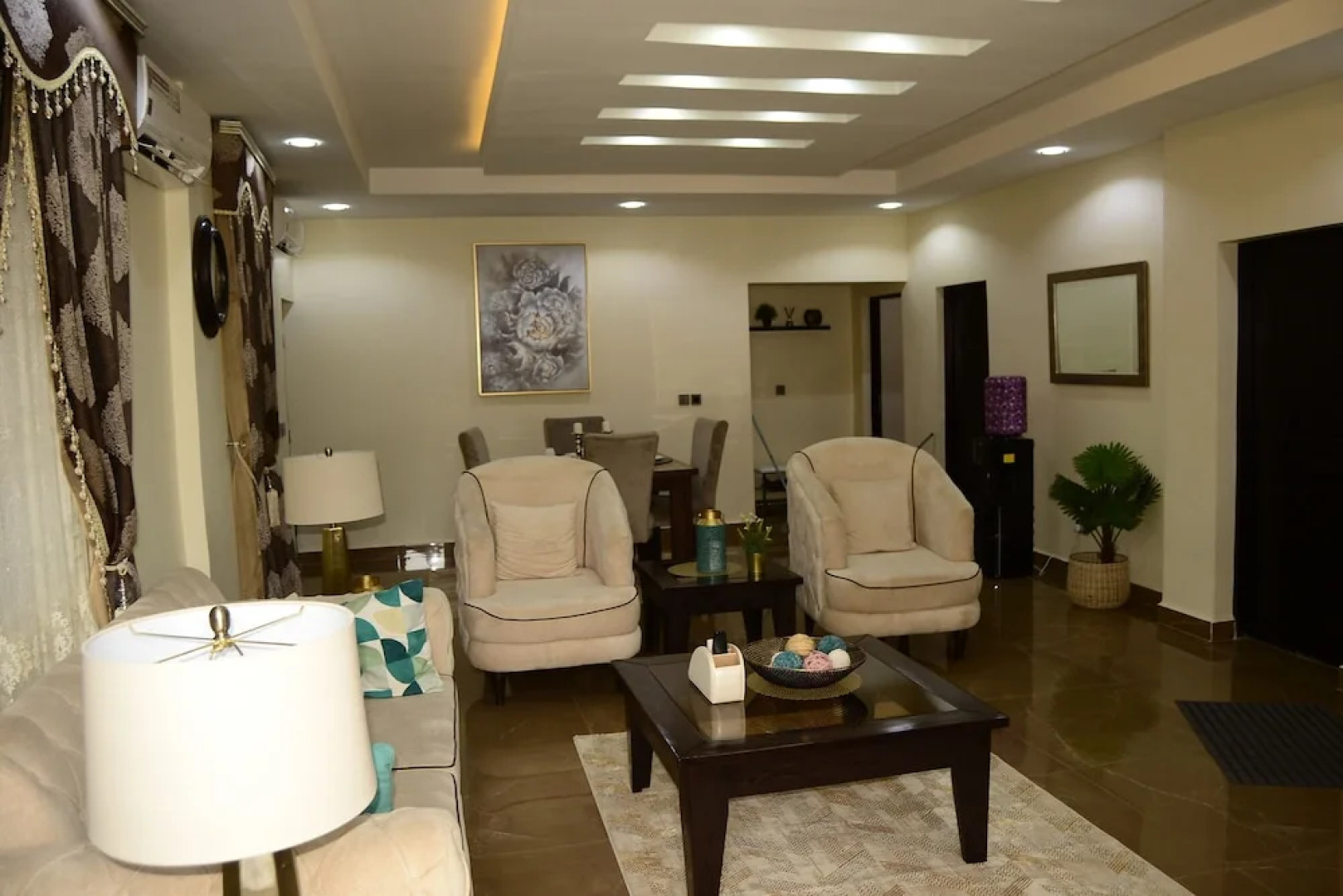 Marshall Hotel Apartments