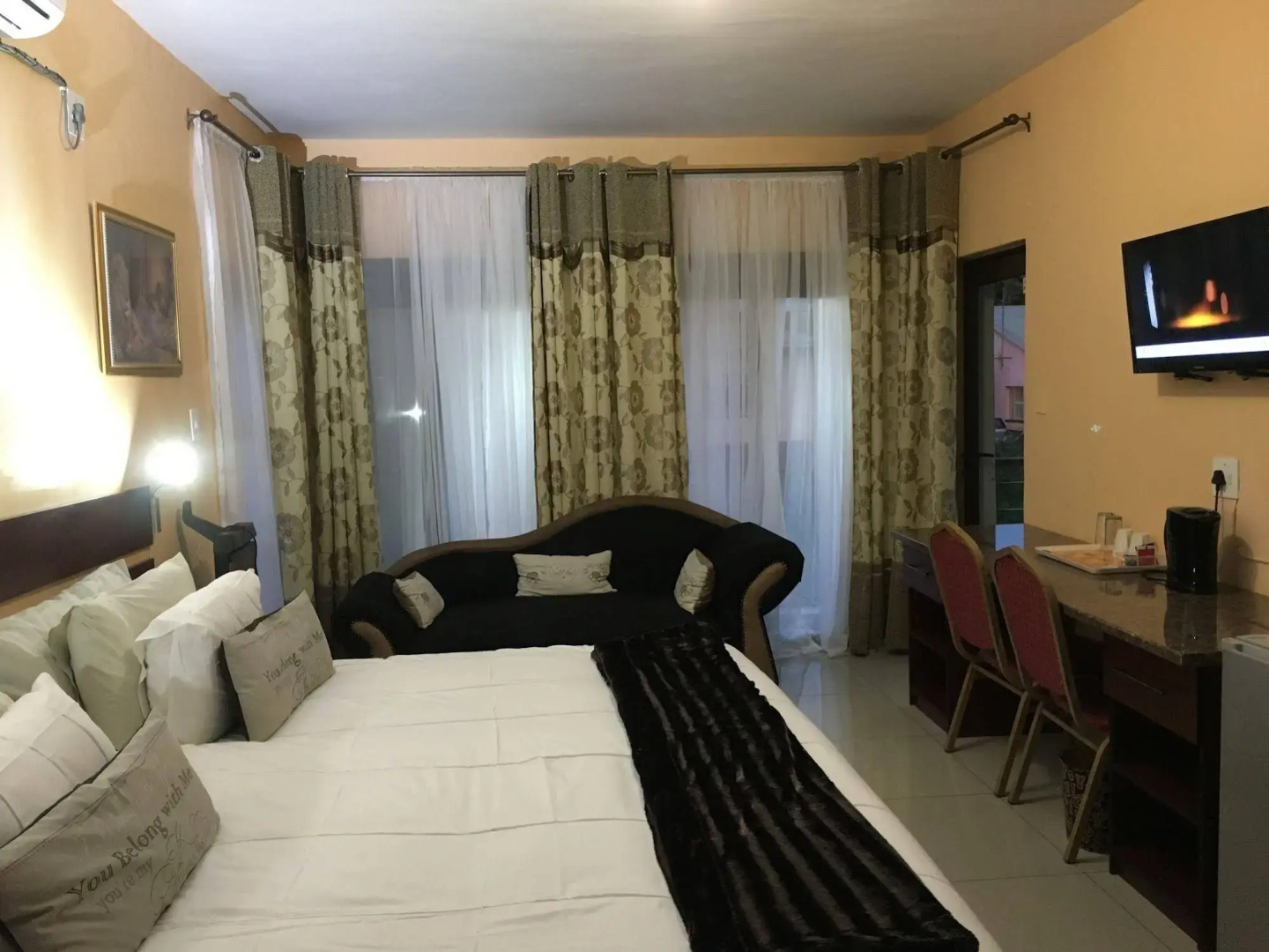 Valley View Lodge