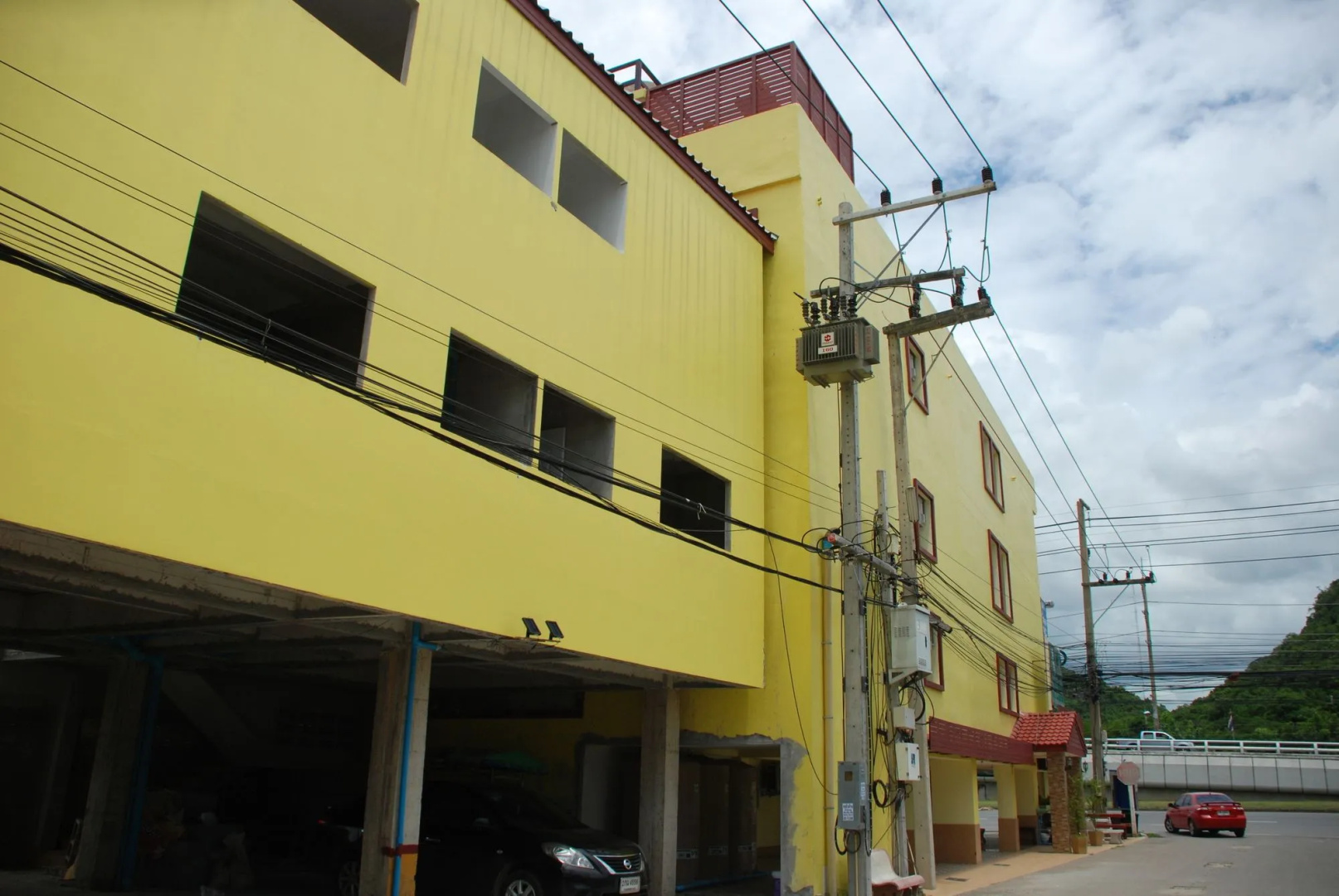Sirasit 999 Mansion
