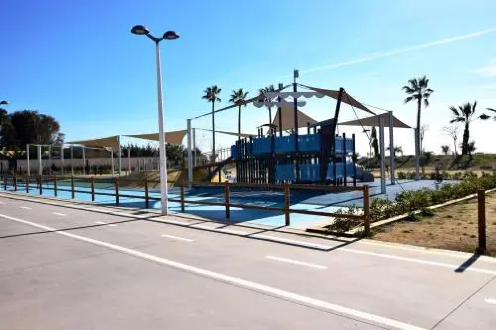 HomeHolidaysRentals Mariluz