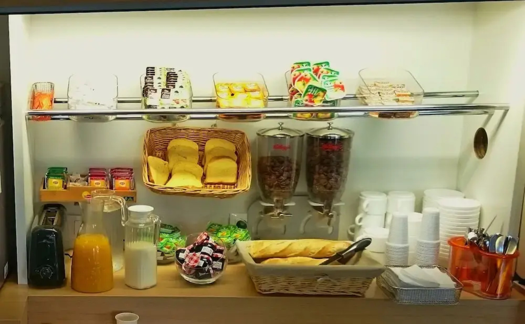 hotelF1 Angers Ouest Beaucouze