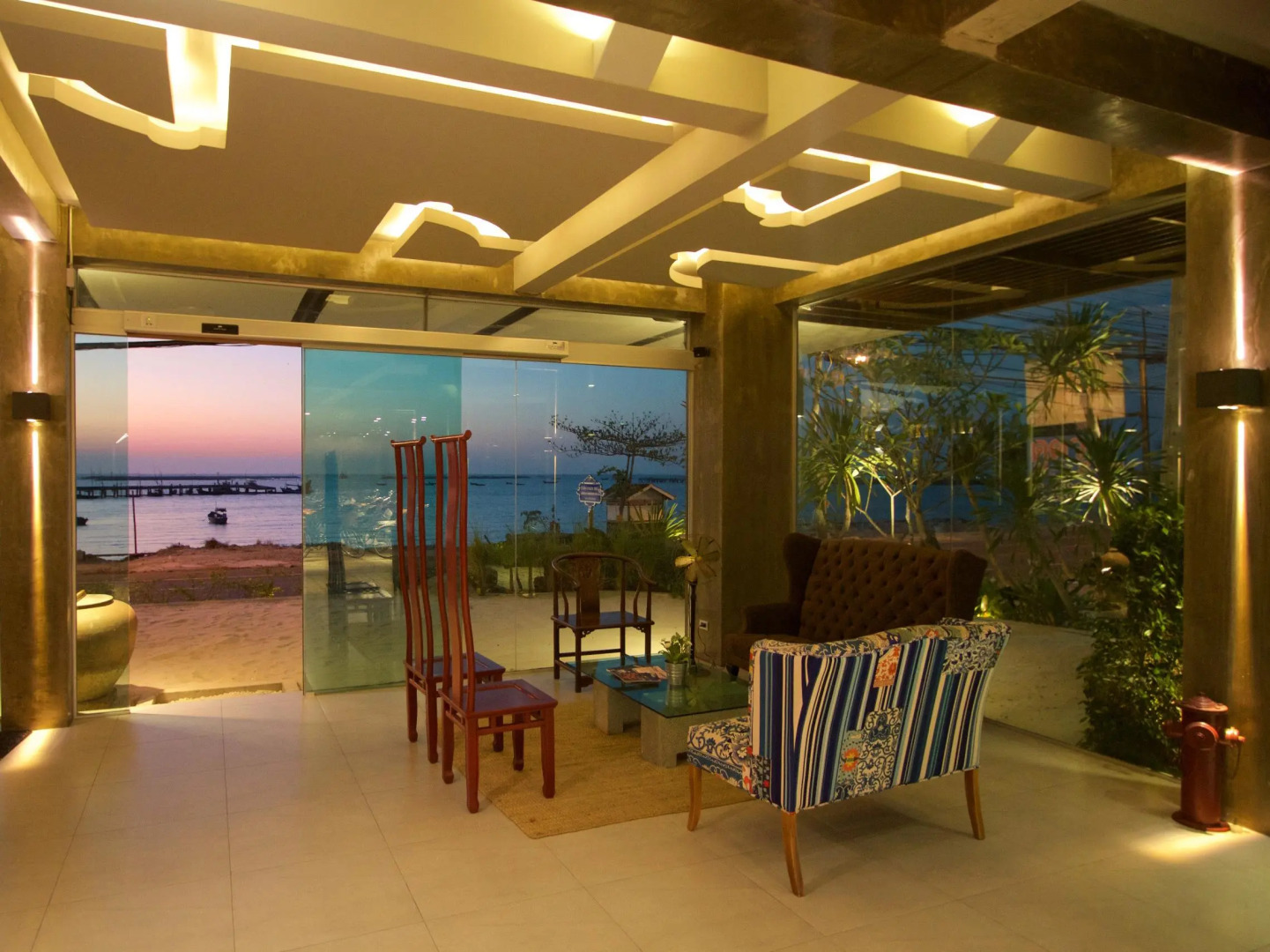 Kroque Boutique & Bistro