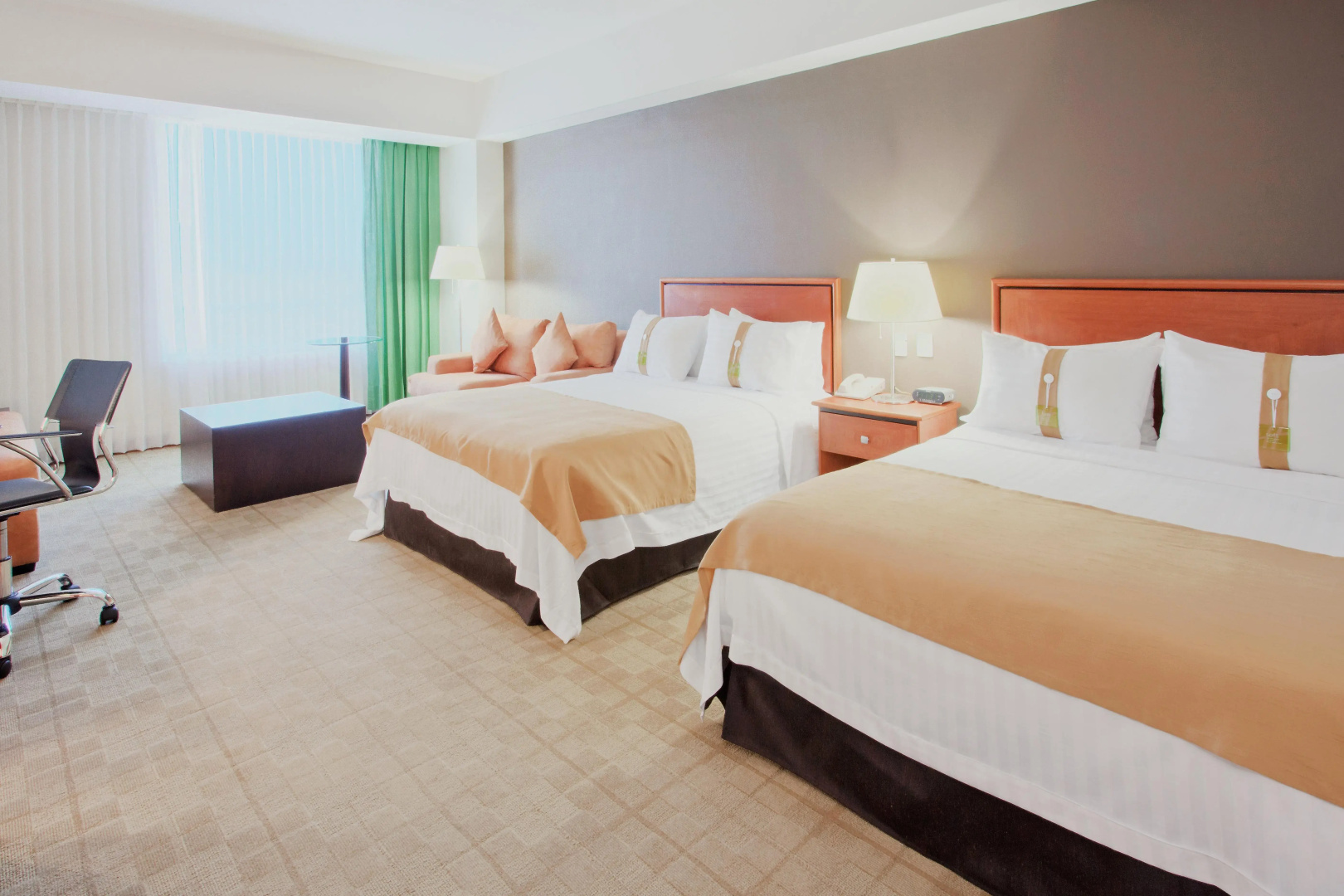 Holiday Inn Express & Suites Irapuato