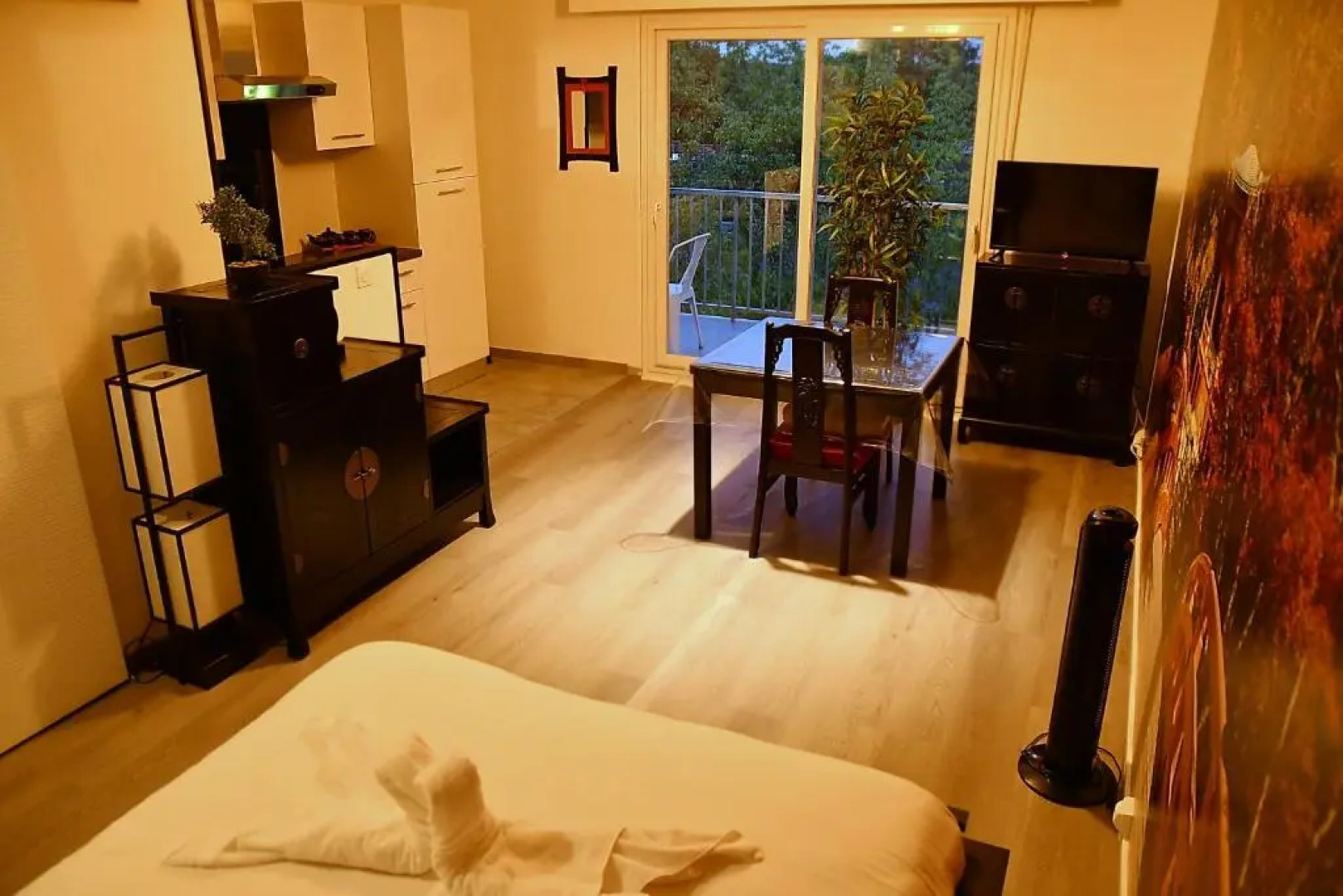 F1 entier Cosy style ASIATIQUE Montgeron, Proche Paris