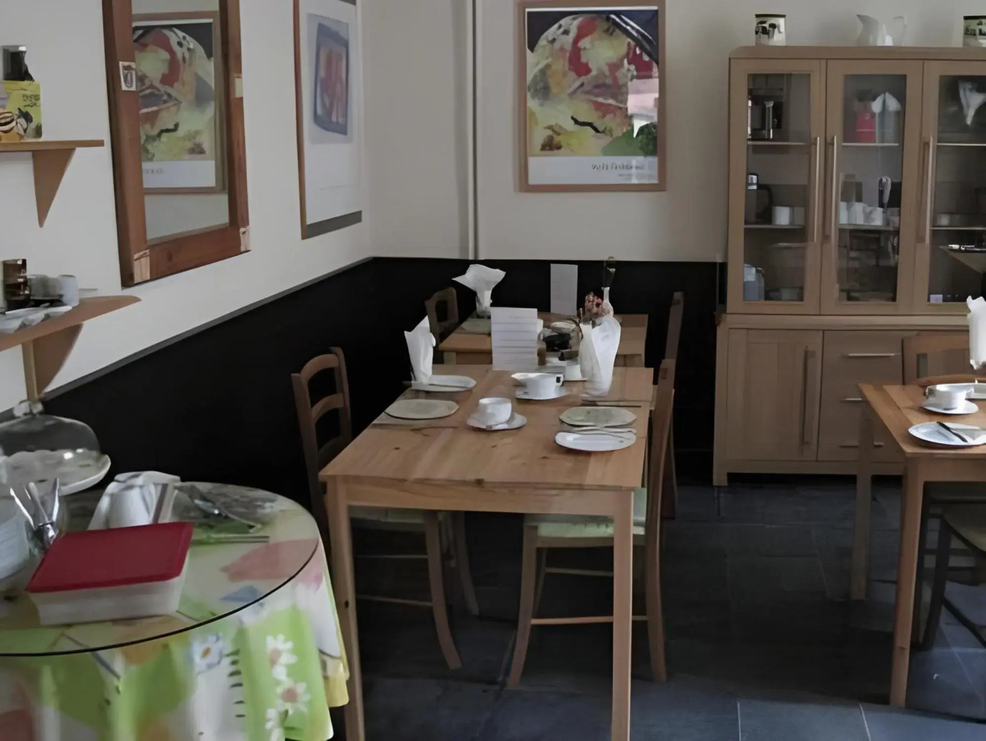 Cliftons Guest House