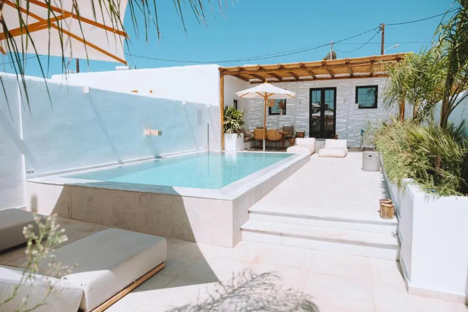 CasaCarma III, private pool, boho design, central
