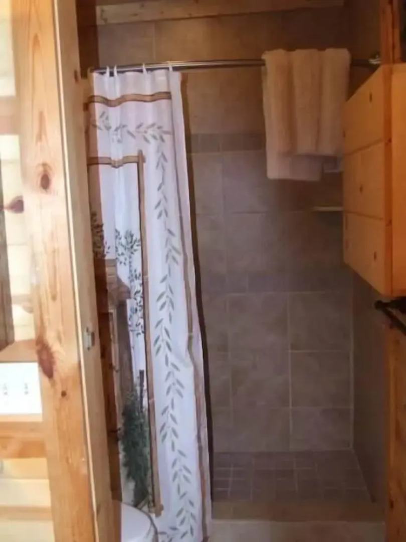 Turkey Feather Nevaeh Cabin Rentals