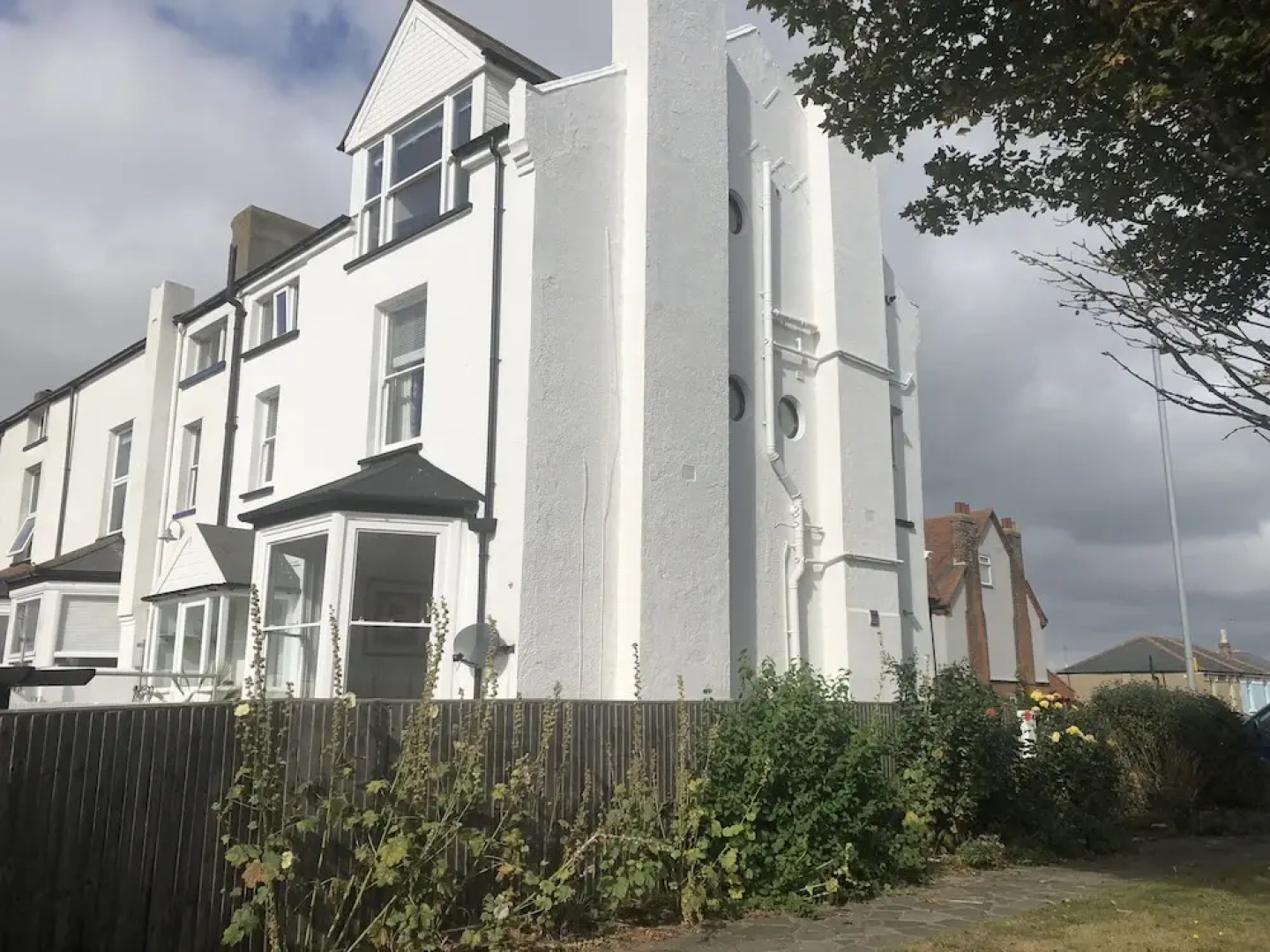 Sea Vista Overlooks Beach With Stunning sea Views