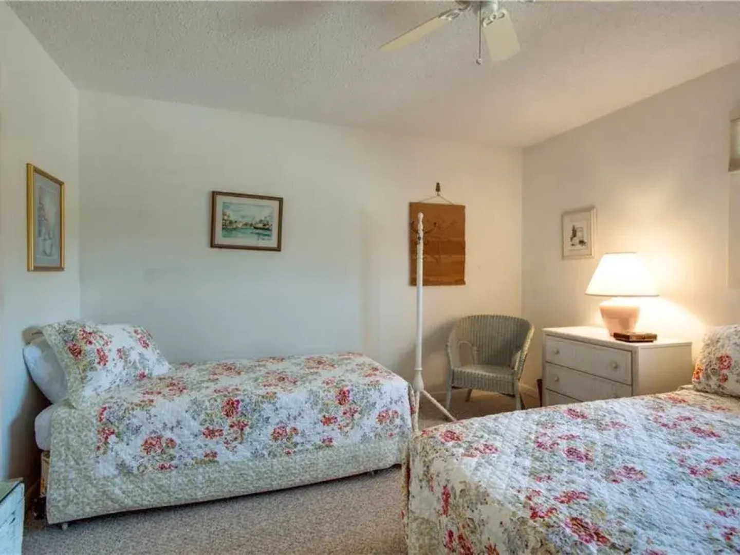 Beach Club 25 by RedAwning