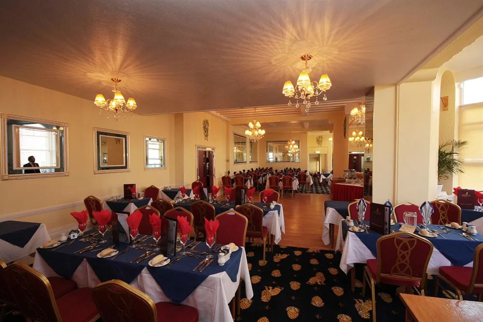 The Mansion Lions Hotel