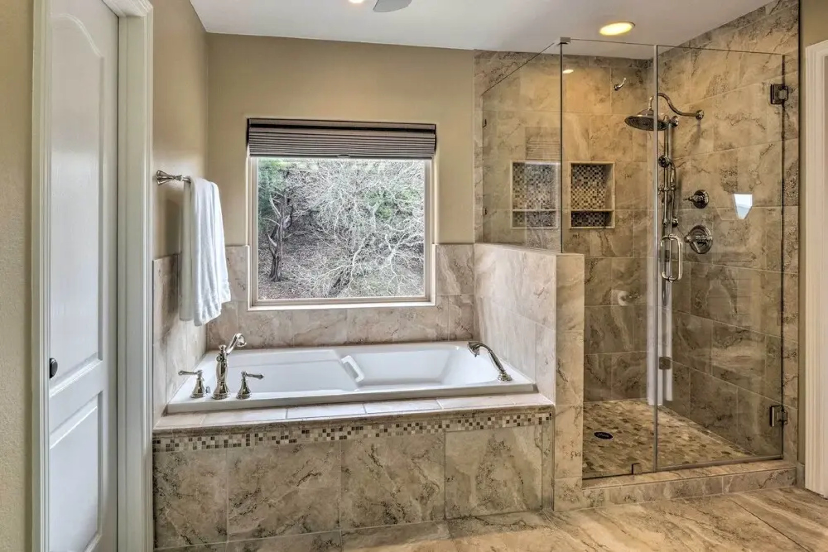 Jonestown House on Hill w/ Lake Travis Views!