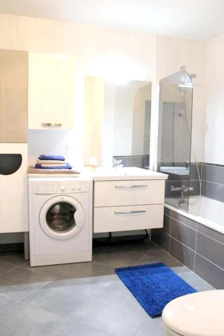 Apartment With one Bedroom in Annecy, With Furnished Balcony and Wifi