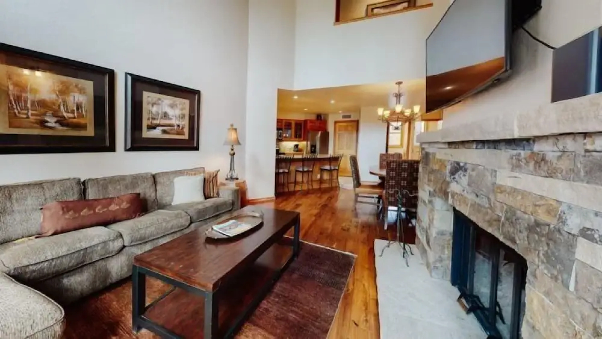 Ski in, Ski out, 2 Bedroom Luxury Residence in Snowmass Village