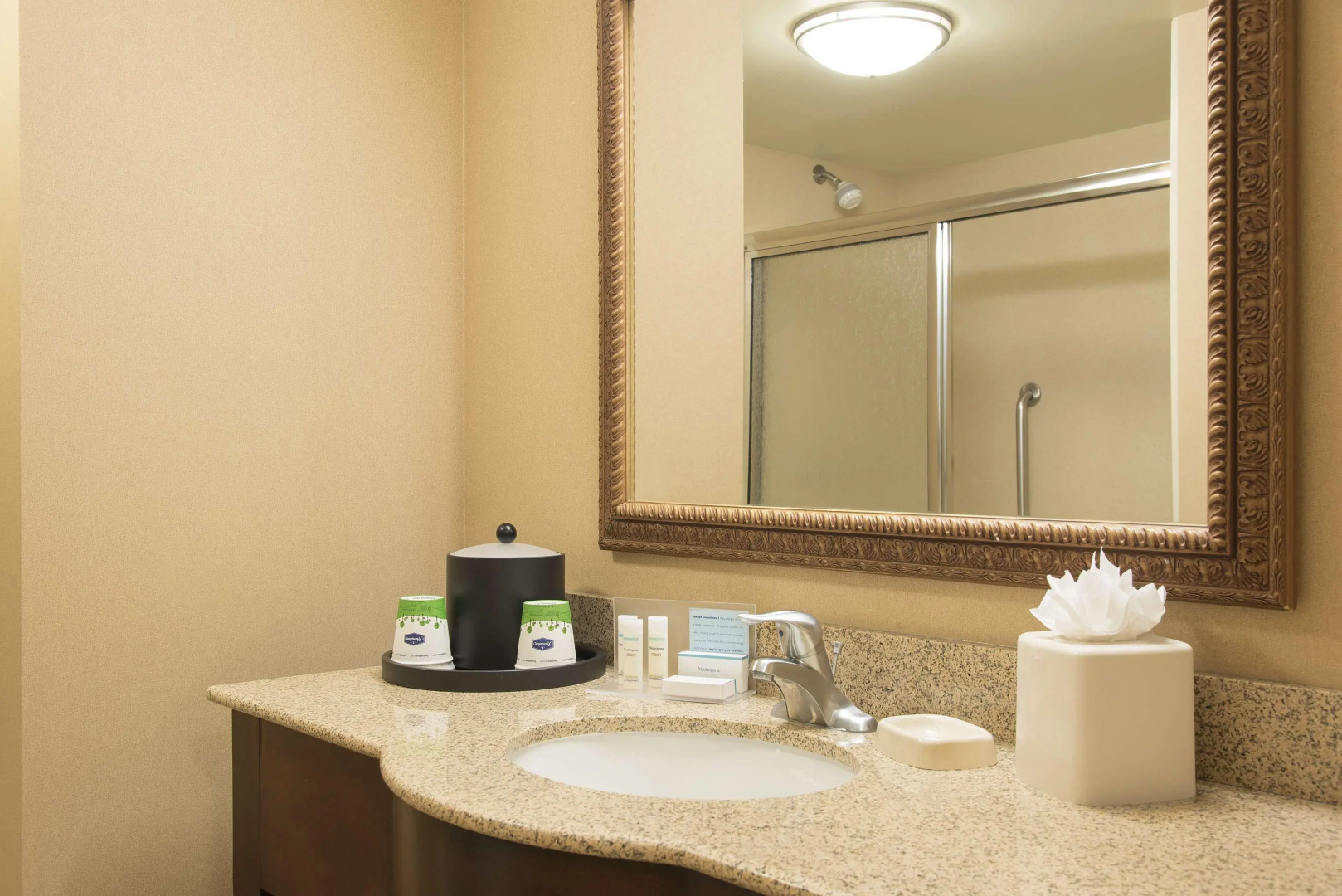 Hampton Inn & Suites Bloomington-Normal