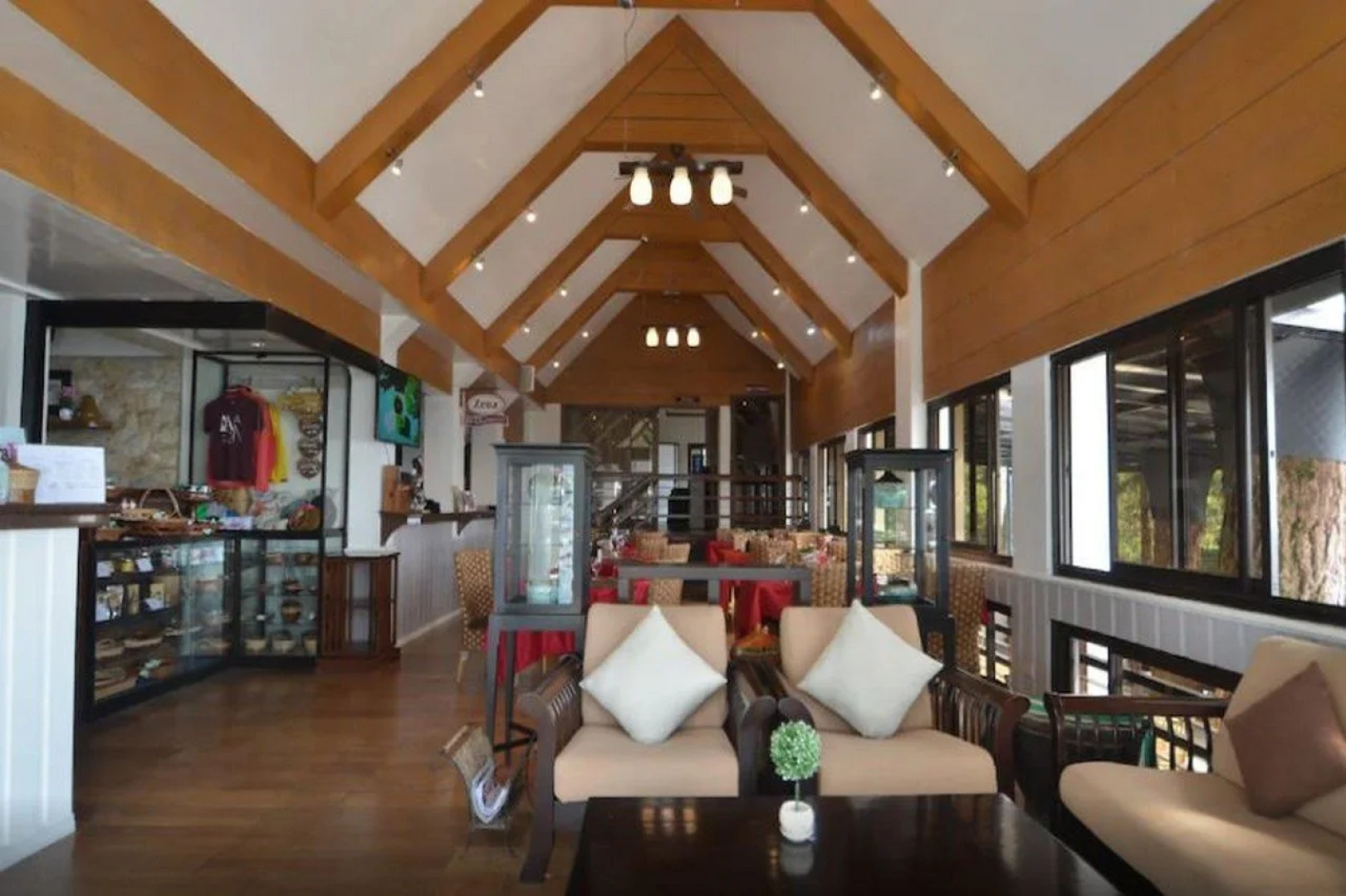 Mines View Park Hotel