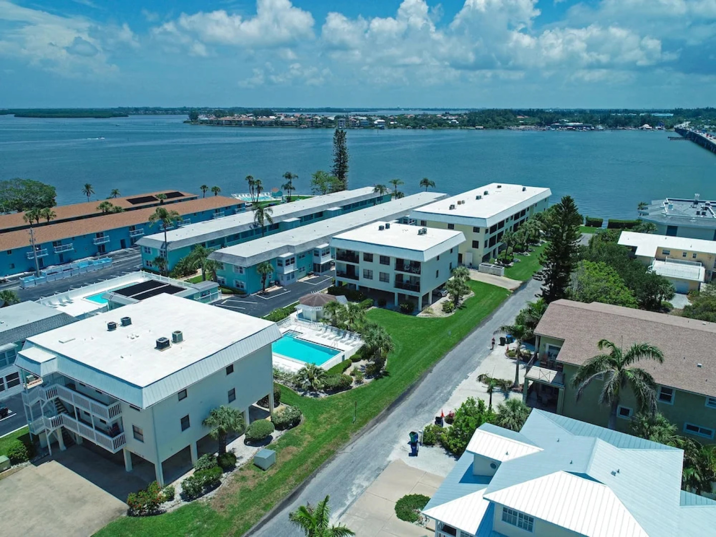 Beach Bay Breeze by Anna Maria